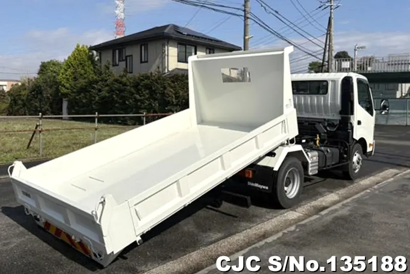 2026 Hino / Dutro Stock No. 135188