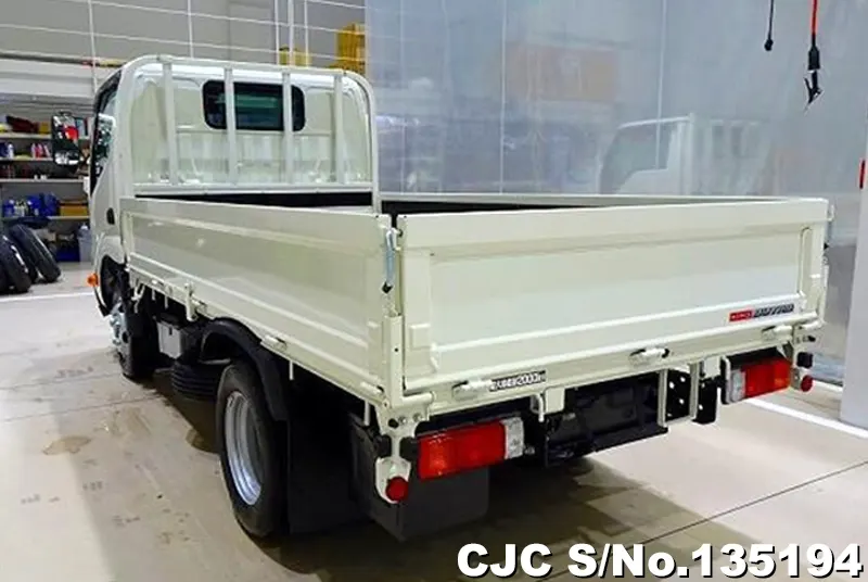 2025 Hino / Dutro Stock No. 135194