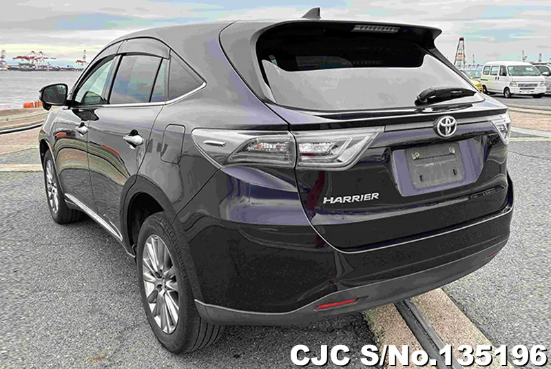 Toyota Harrier in Black for Sale Image 1