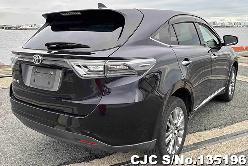 Toyota Harrier in Black for Sale Image 2