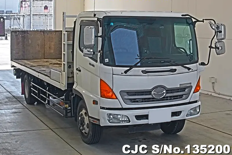 2005 Hino / Ranger Stock No. 135200