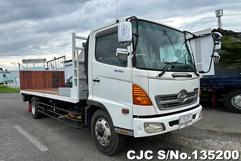 2005 Hino / Ranger Stock No. 135200