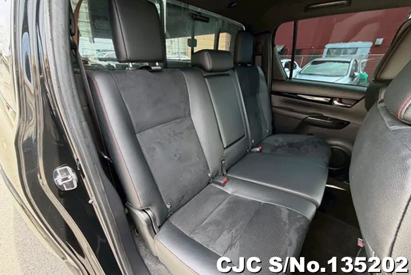 2024 Toyota / Hilux Stock No. 135202