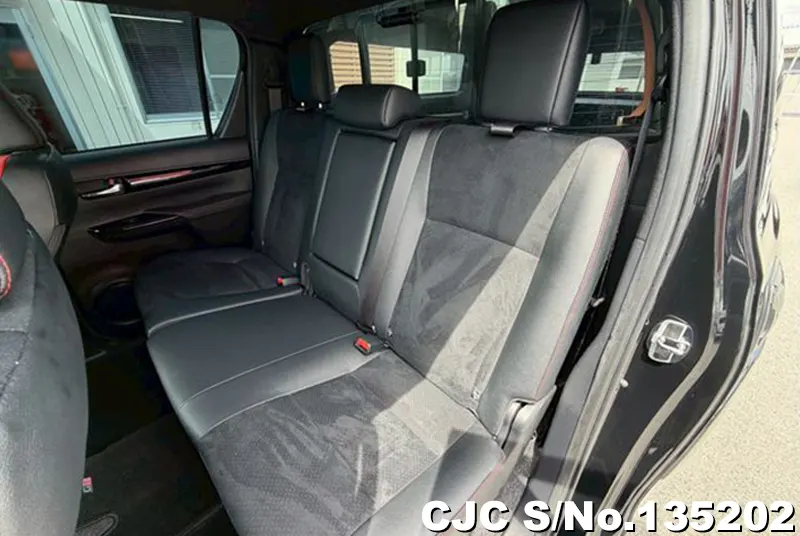 2024 Toyota / Hilux Stock No. 135202