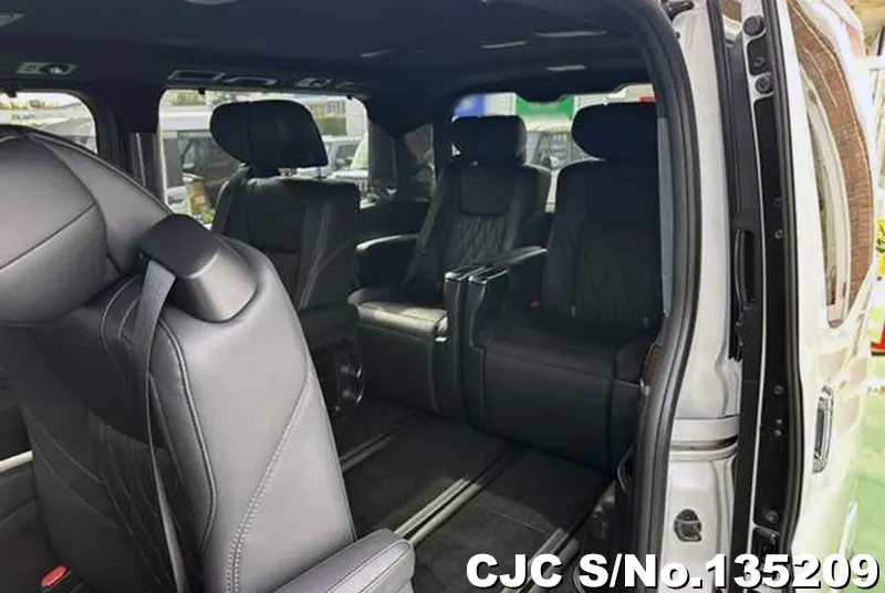 2024 Toyota / GranAce Stock No. 135209