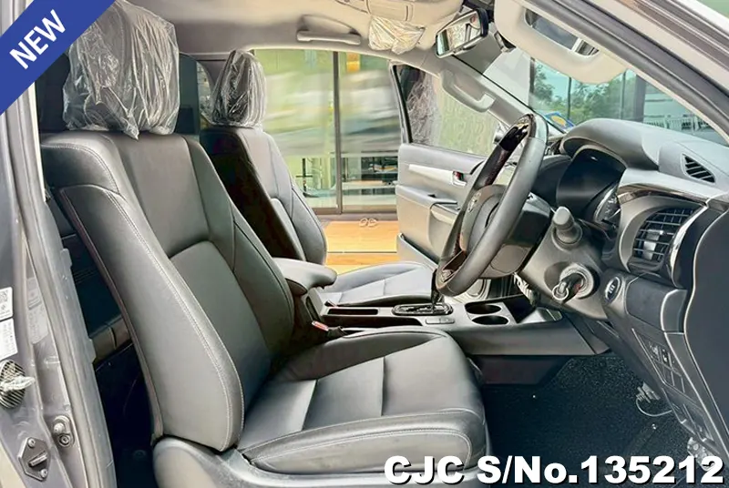 2023 Toyota / Hilux / Revo Rocco Stock No. 135212