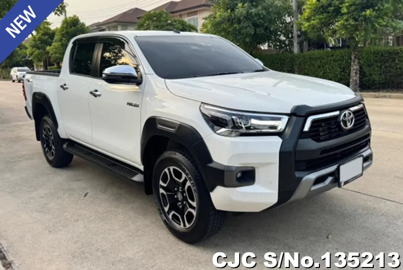 2024 Toyota / Hilux / Revo Stock No. 135213