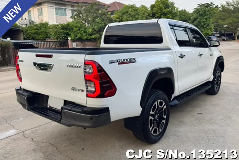 2024 Toyota / Hilux / Revo Stock No. 135213