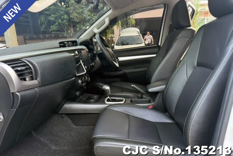 2024 Toyota / Hilux / Revo Stock No. 135213