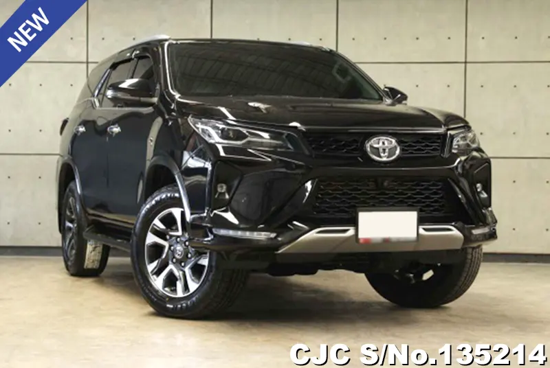 2023 Toyota / Fortuner Stock No. 135214
