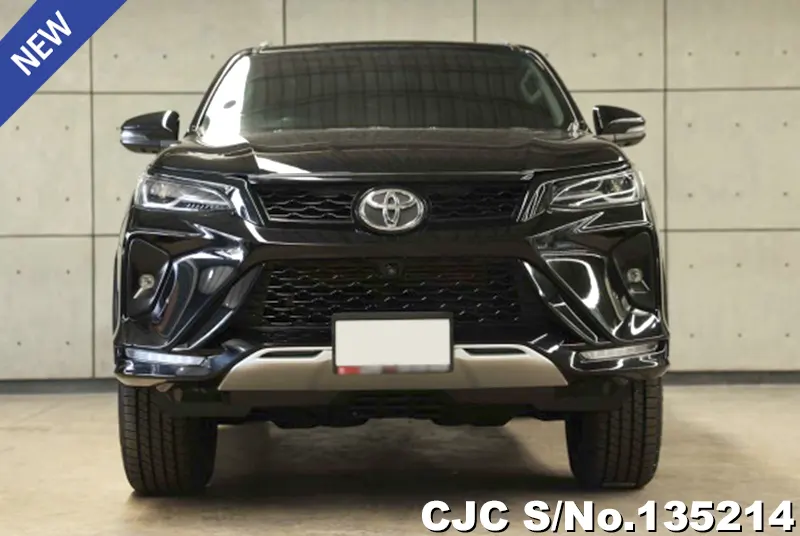 2023 Toyota / Fortuner Stock No. 135214
