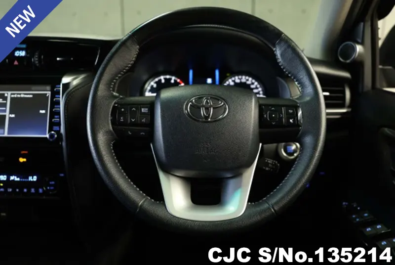 2023 Toyota / Fortuner Stock No. 135214