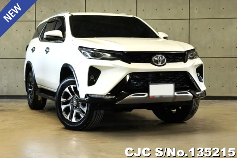 2023 Toyota / Fortuner Stock No. 135215