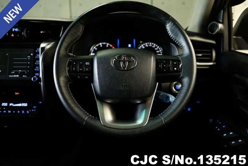 2023 Toyota / Fortuner Stock No. 135215