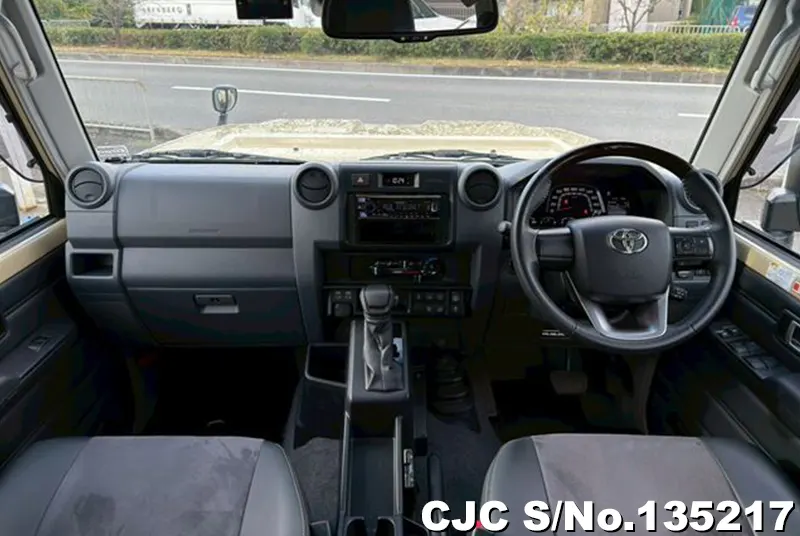 2024 Toyota / Land Cruiser Stock No. 135217