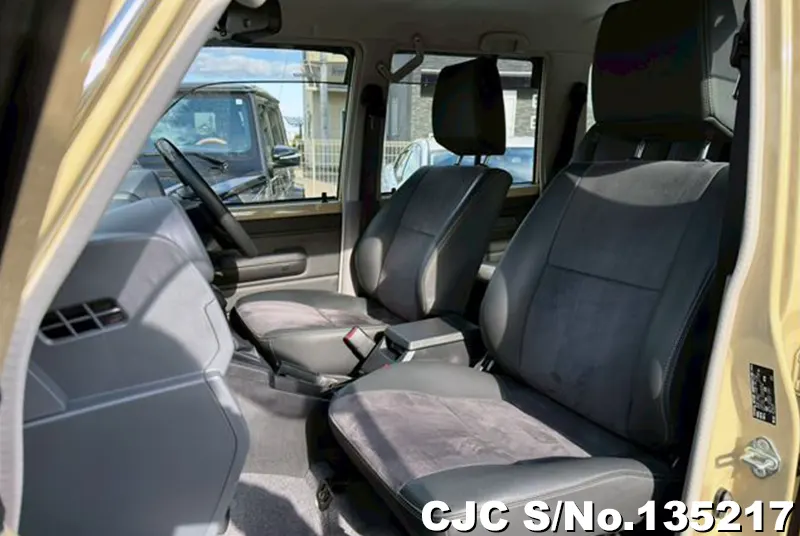 2024 Toyota / Land Cruiser Stock No. 135217