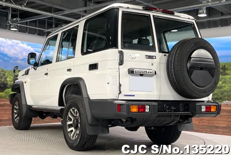 2024 Toyota / Land Cruiser Stock No. 135220