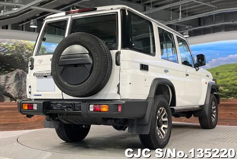 2024 Toyota / Land Cruiser Stock No. 135220