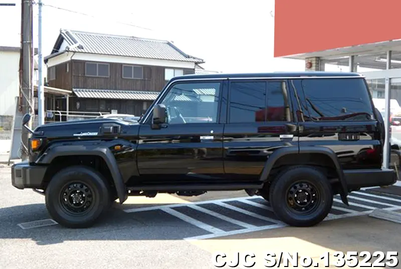 2024 Toyota / Land Cruiser Stock No. 135225