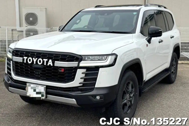 2024 Toyota / Land Cruiser Stock No. 135227