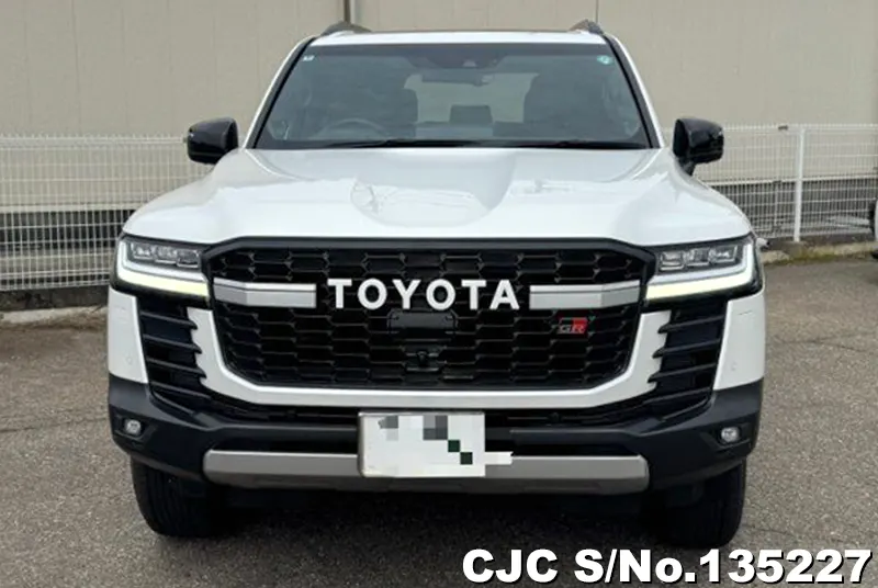 2024 Toyota / Land Cruiser Stock No. 135227