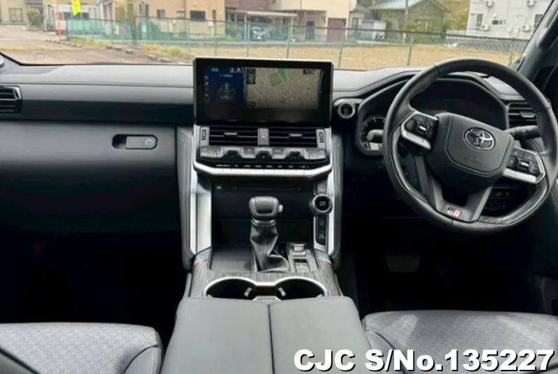 2024 Toyota / Land Cruiser Stock No. 135227