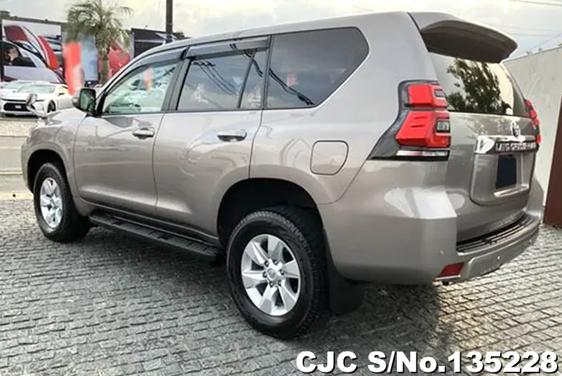2023 Toyota / Land Cruiser Prado Stock No. 135228