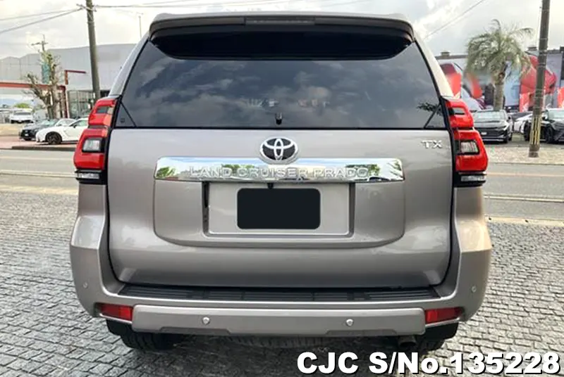 2023 Toyota / Land Cruiser Prado Stock No. 135228