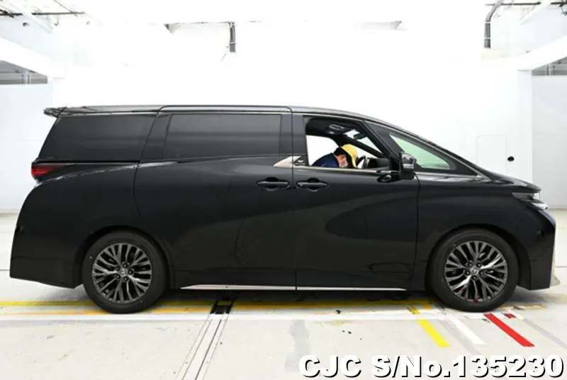 2024 Toyota / Vellfire Stock No. 135230