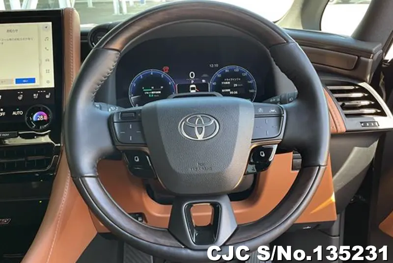 2024 Toyota / Vellfire Stock No. 135231