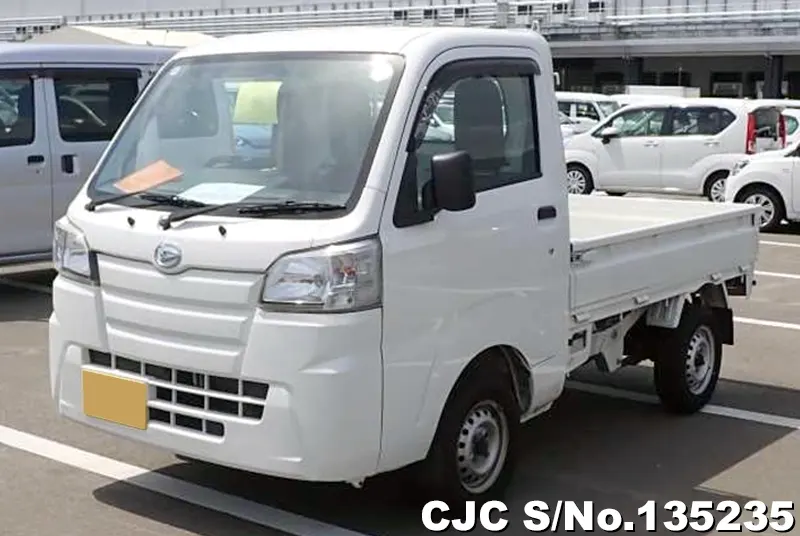 2017 Daihatsu / Hijet Stock No. 135235
