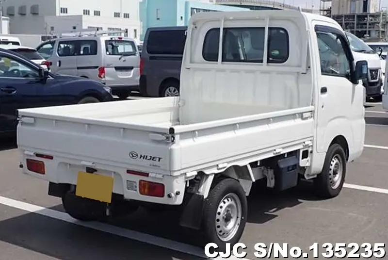 2017 Daihatsu / Hijet Stock No. 135235