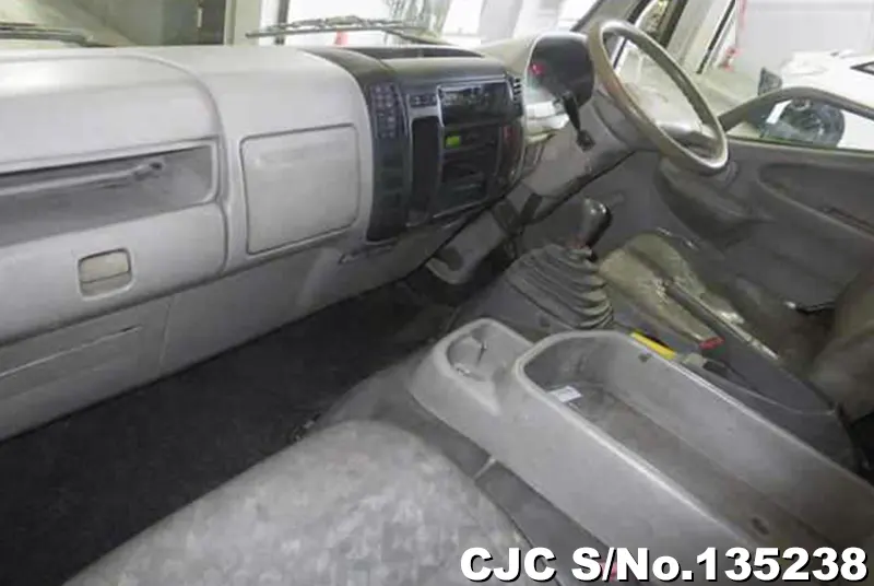 2001 Toyota / Dyna Stock No. 135238