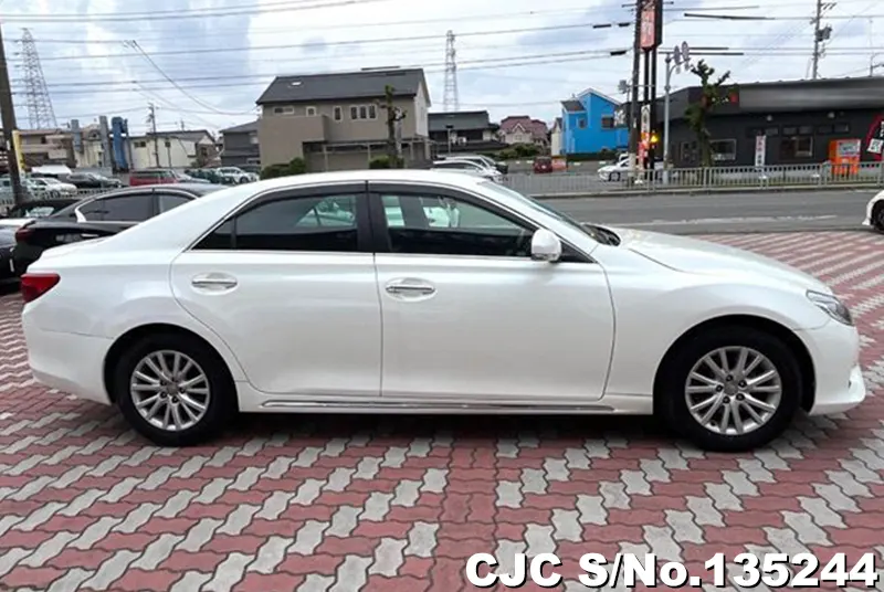 2016 Toyota / Mark X Stock No. 135244