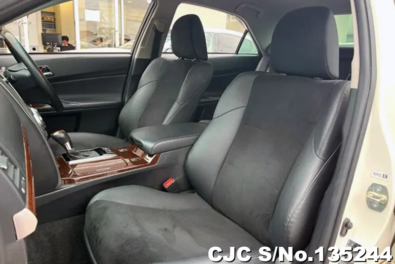 2016 Toyota / Mark X Stock No. 135244