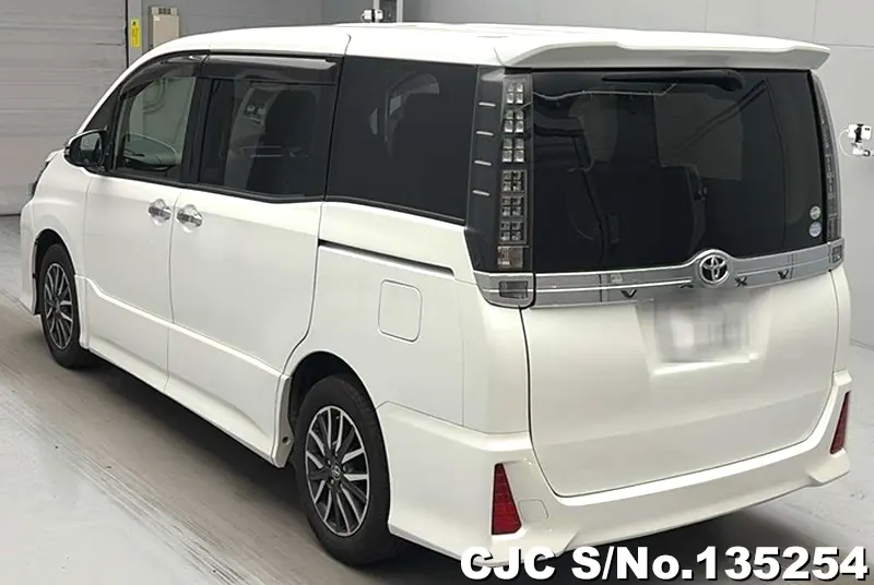 2016 Toyota / Voxy Stock No. 135254