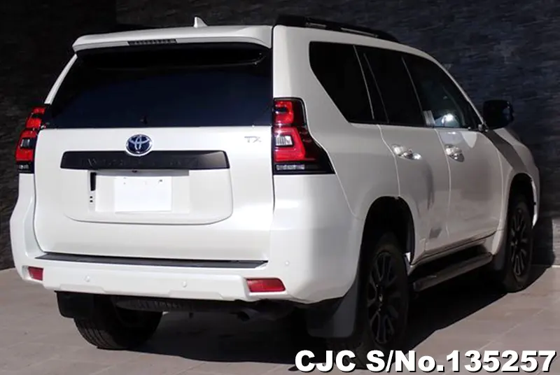 2023 Toyota / Land Cruiser Prado Stock No. 135257