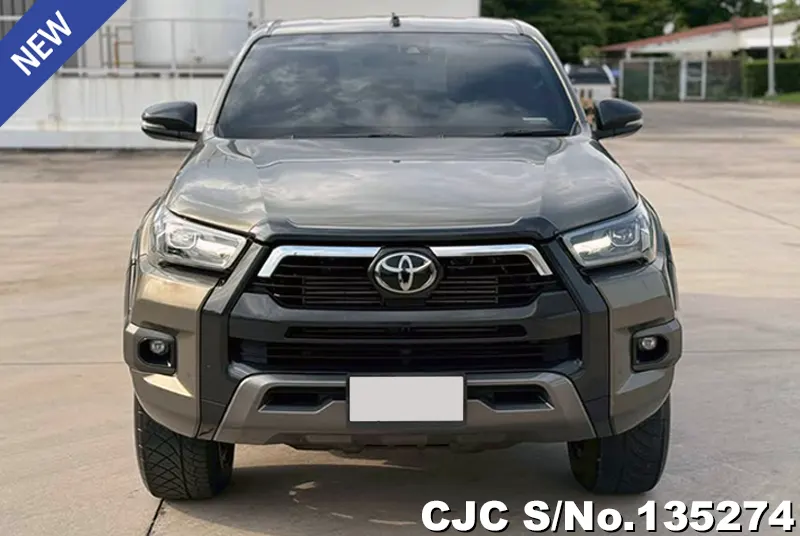 2021 Toyota / Hilux / Revo Rocco Stock No. 135274