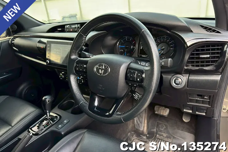 2021 Toyota / Hilux / Revo Rocco Stock No. 135274