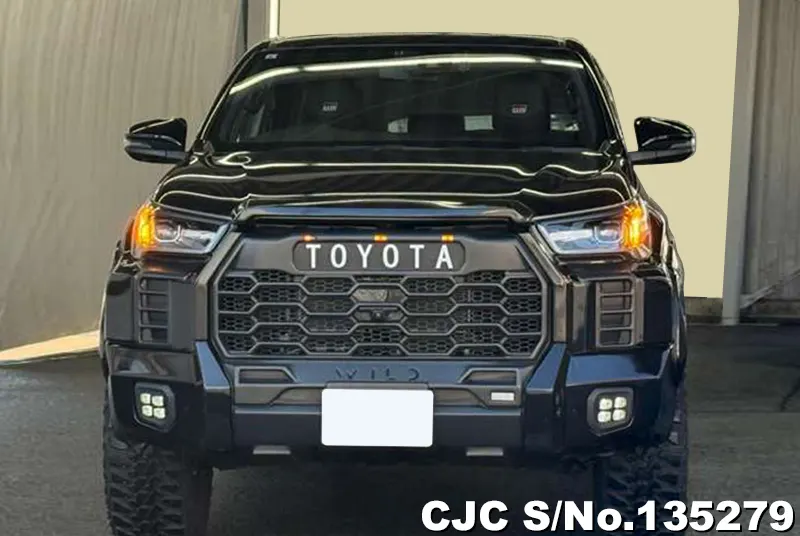 2023 Toyota / Hilux Stock No. 135279
