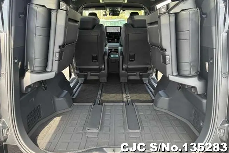 2024 Toyota / Vellfire Stock No. 135283