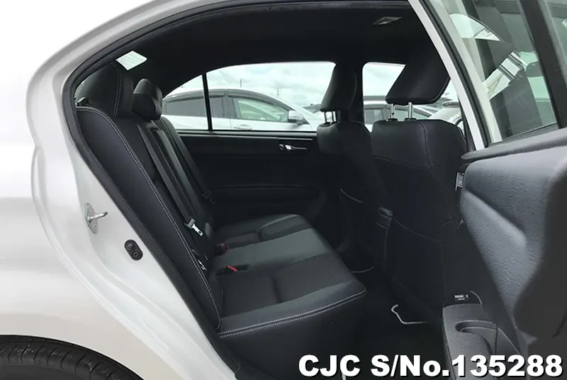 Toyota Corolla Axio in Pearl for Sale Image 12