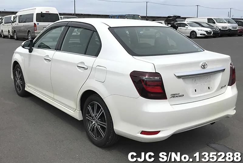 Toyota Corolla Axio in Pearl for Sale Image 1