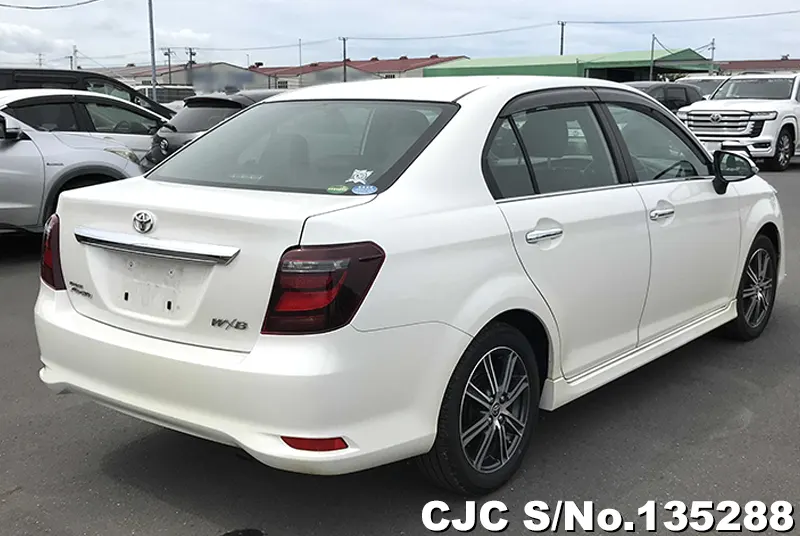 Toyota Corolla Axio in Pearl for Sale Image 2