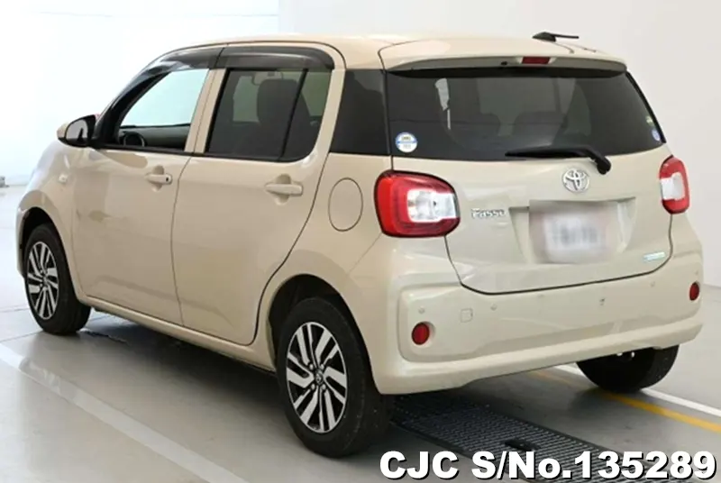 2020 Toyota / Passo Stock No. 135289