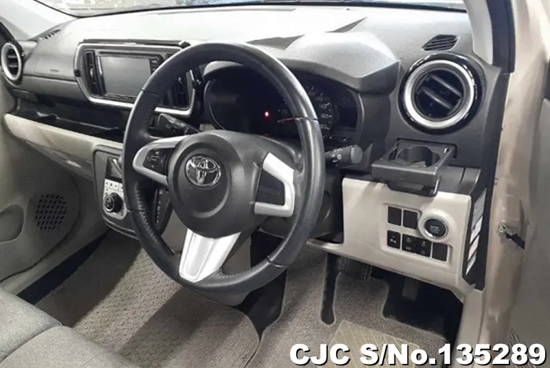 2020 Toyota / Passo Stock No. 135289