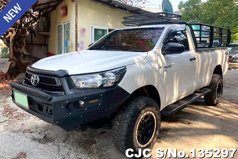 2022 Toyota / Hilux / Revo Stock No. 135297