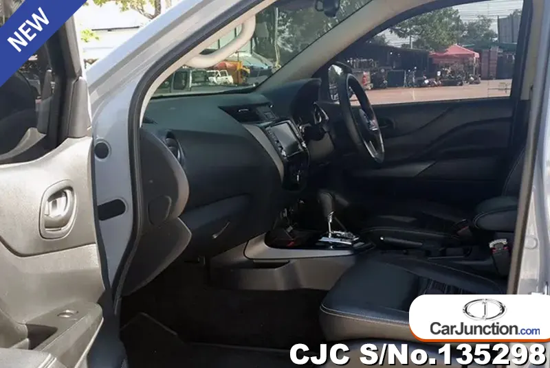 2022 Nissan / Navara Stock No. 135298
