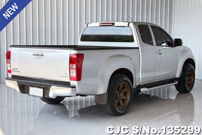 2015 Isuzu / D-Max Stock No. 135299