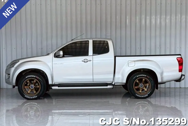 2015 Isuzu / D-Max Stock No. 135299